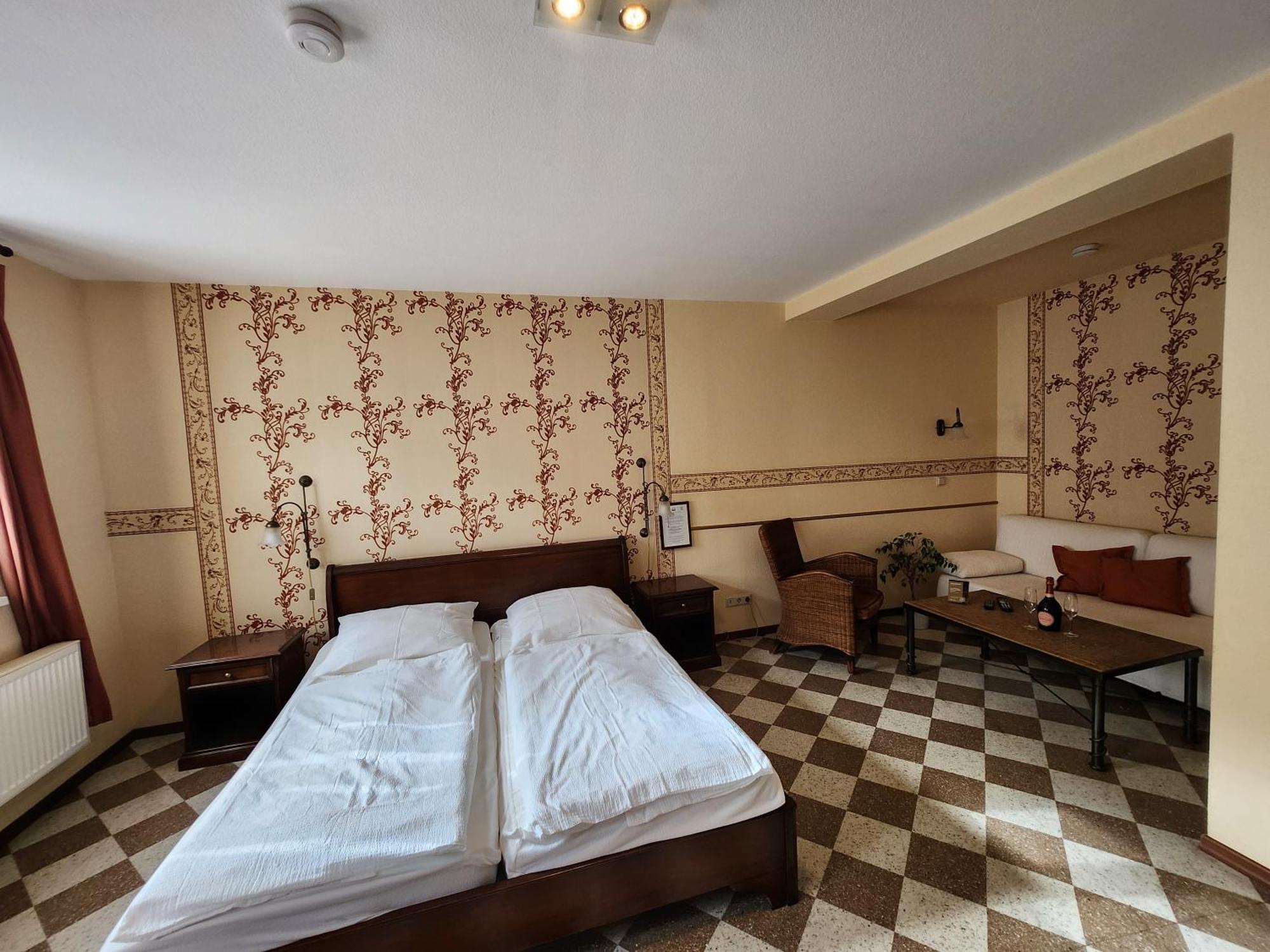Hotel Garni Zur Post Wernigerode Bagian luar foto
