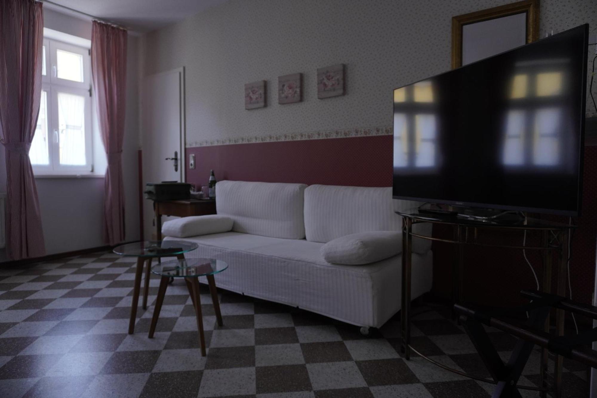 Hotel Garni Zur Post Wernigerode Bagian luar foto
