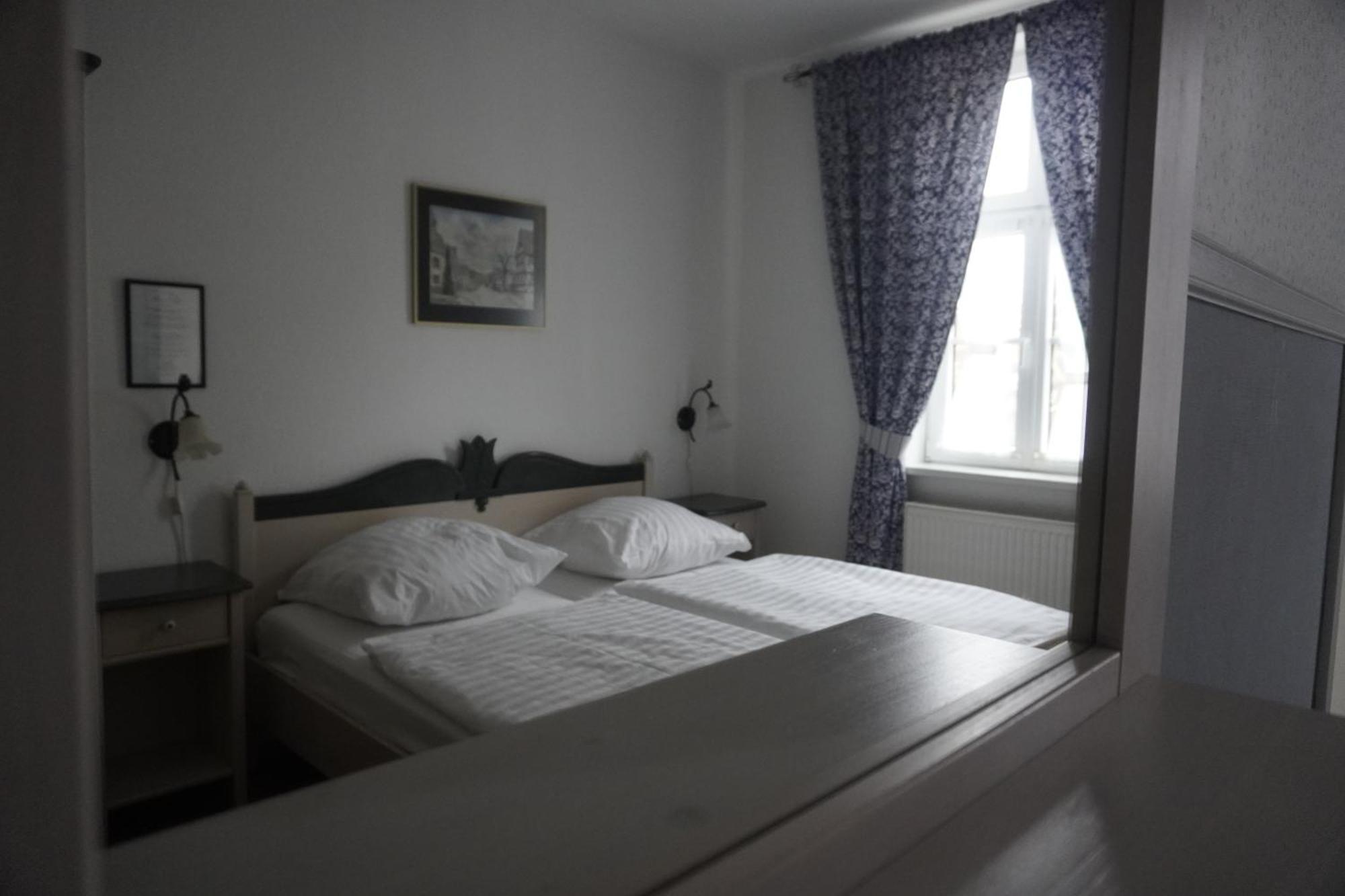 Hotel Garni Zur Post Wernigerode Bagian luar foto