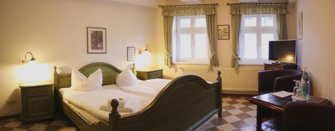 Hotel Garni Zur Post Wernigerode Bagian luar foto